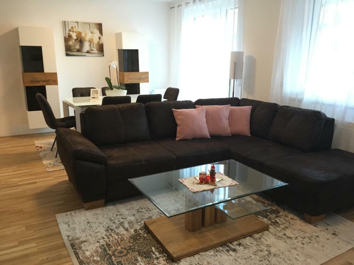 Apartment White Vintage Park View Wien